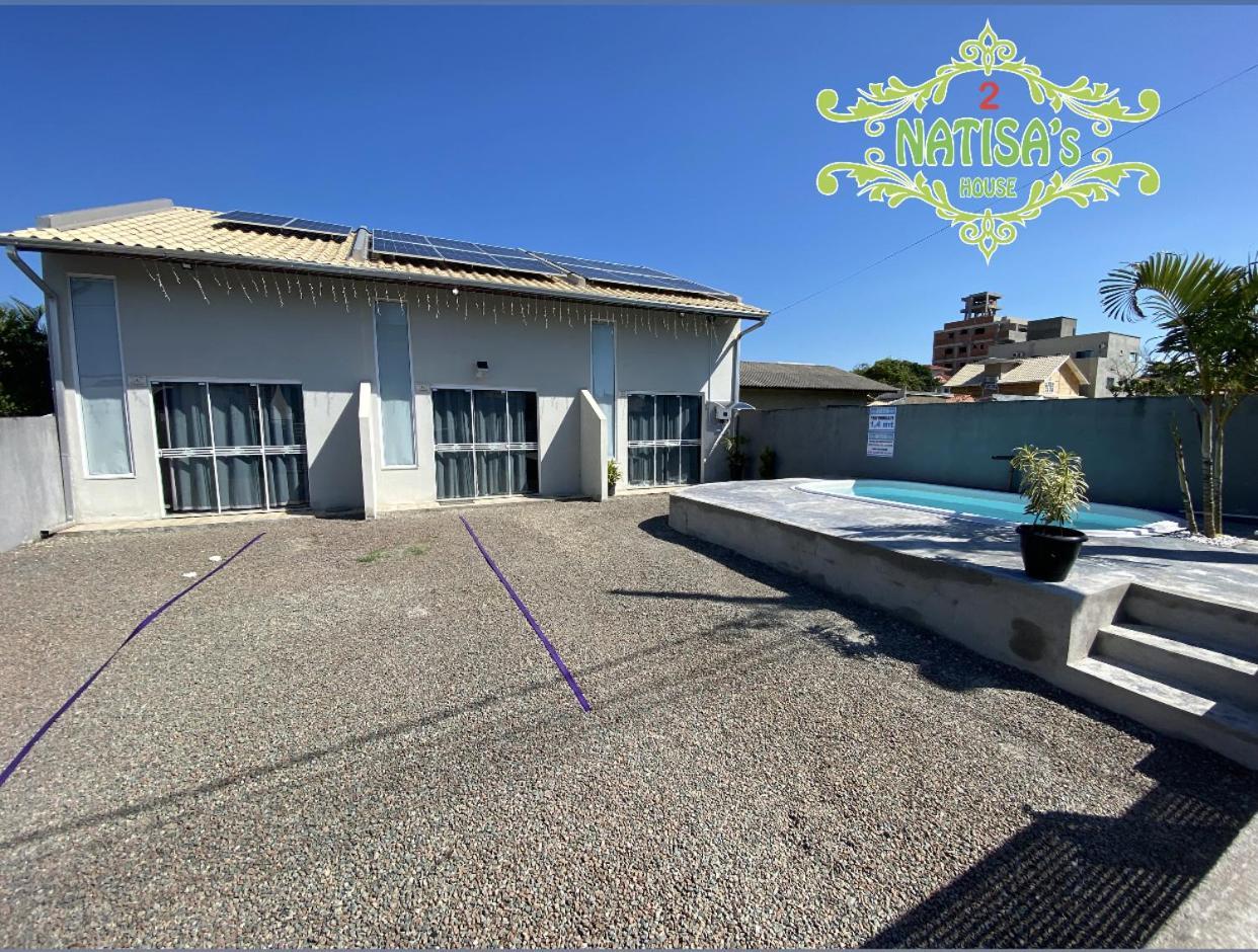 봄비나스 Sobrados Aconchegante Com Piscina "Natisashouse" 빌라 외부 사진