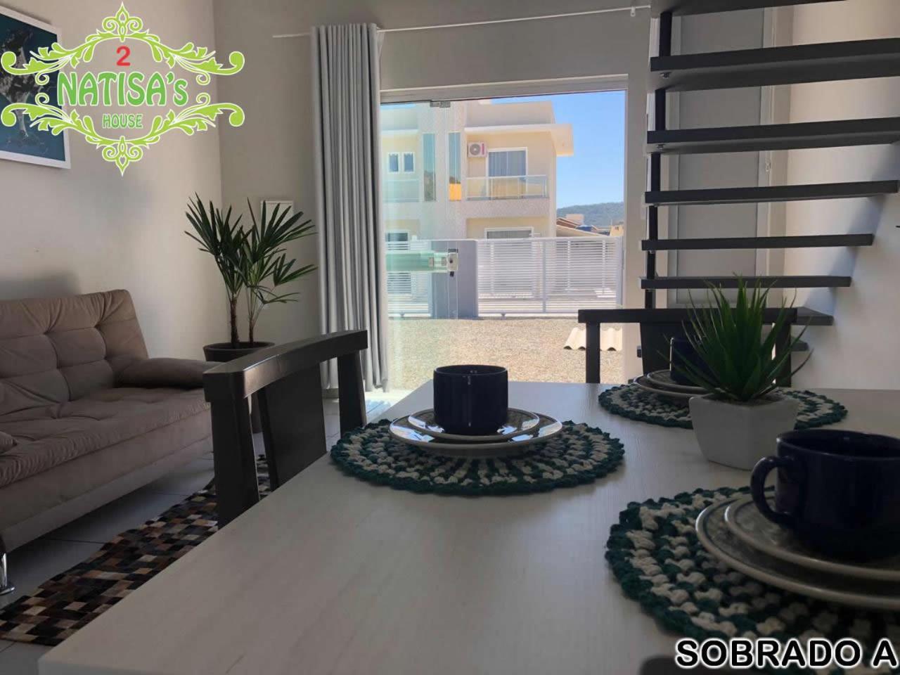 봄비나스 Sobrados Aconchegante Com Piscina "Natisashouse" 빌라 외부 사진
