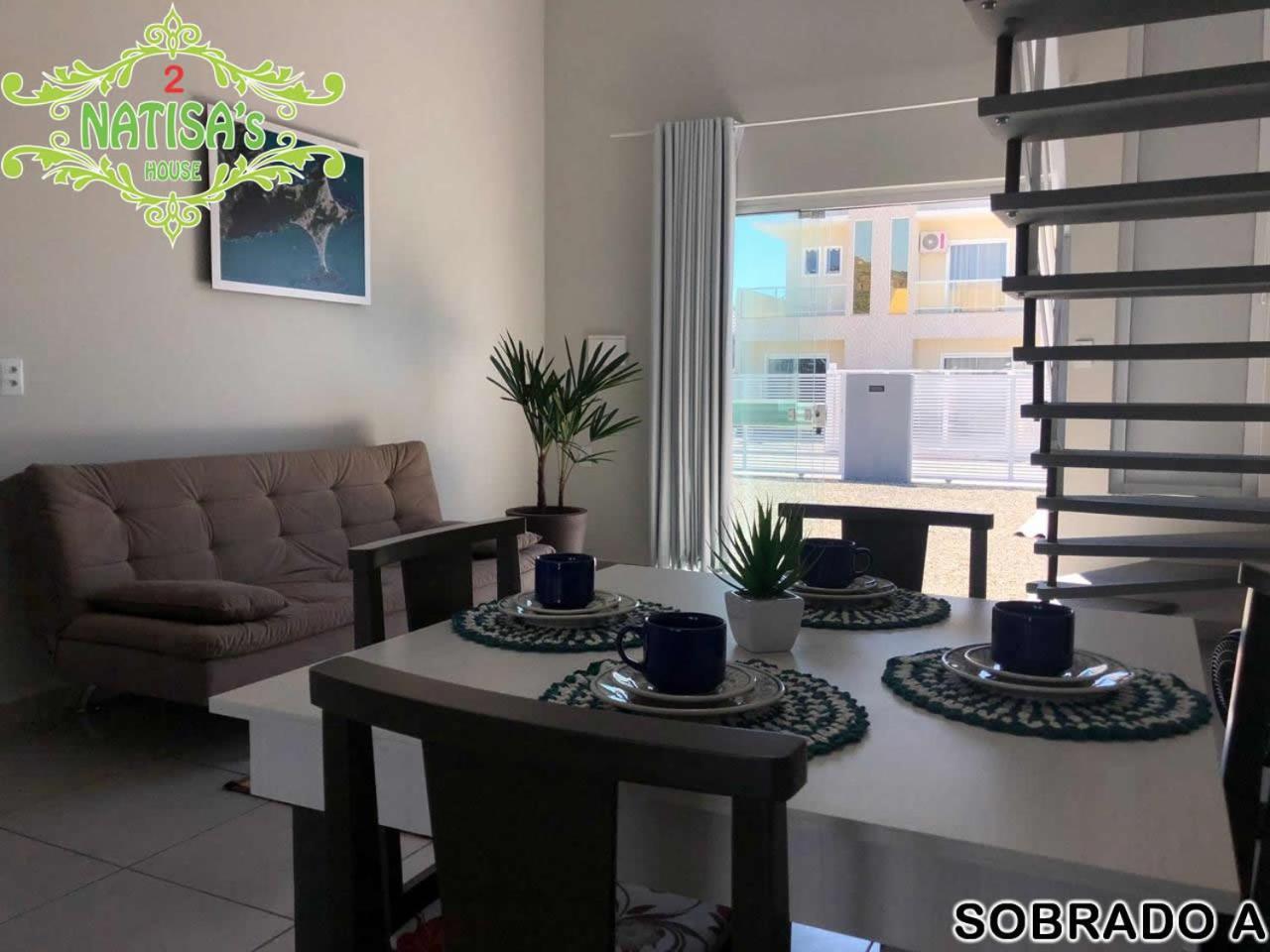 봄비나스 Sobrados Aconchegante Com Piscina "Natisashouse" 빌라 외부 사진